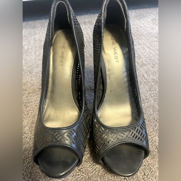 Nine West Shoes - Nine West Black leather heels